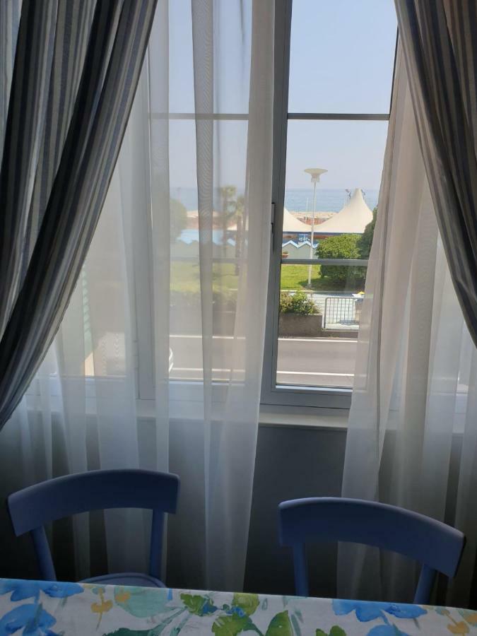 Maresuite Albissola Marina Buitenkant foto